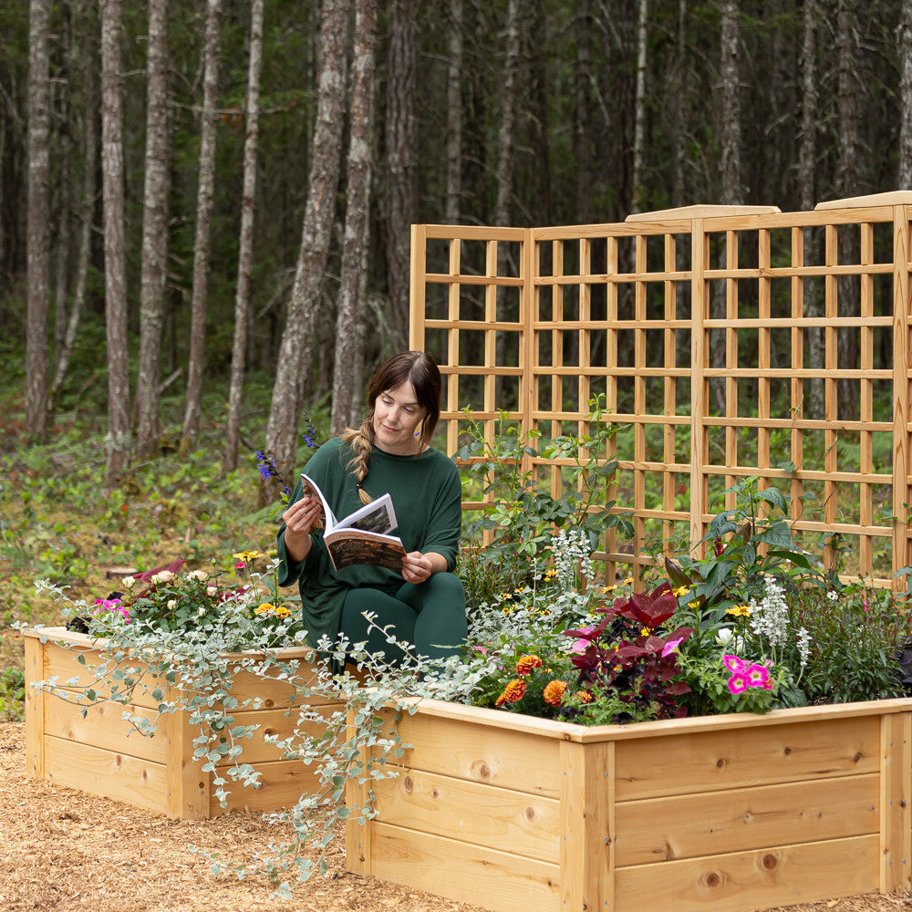 Natural Cedar 7.5' U-Shaped Raised Bed with Trellis